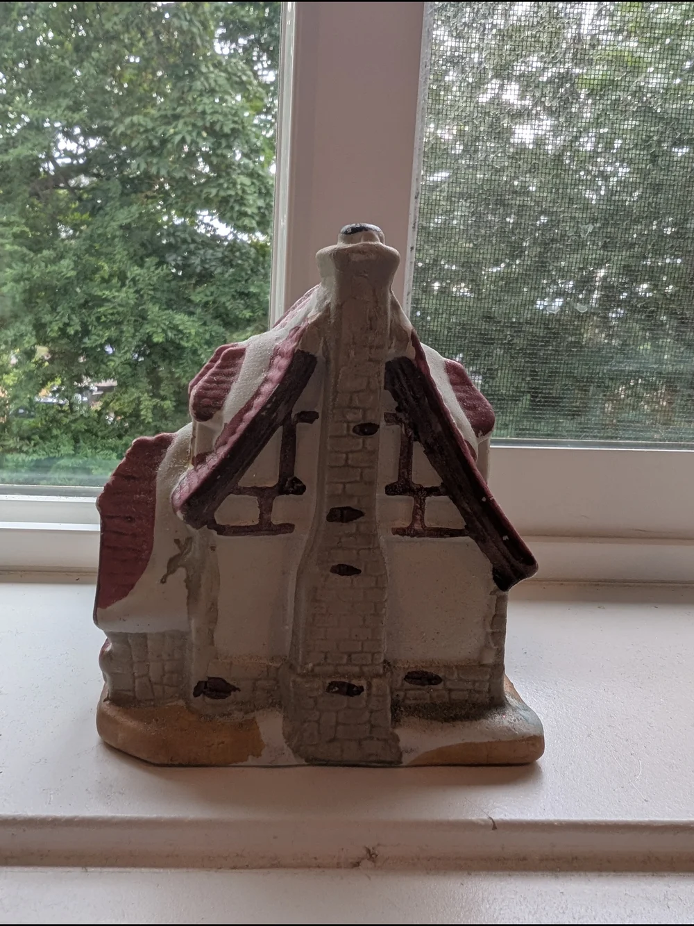 Vintage 1997 Trim A House Bayshire Village Three Piece Holiday Scene.